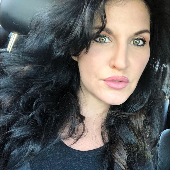 Meet your Posher, Alisa - Picture 7 of 16